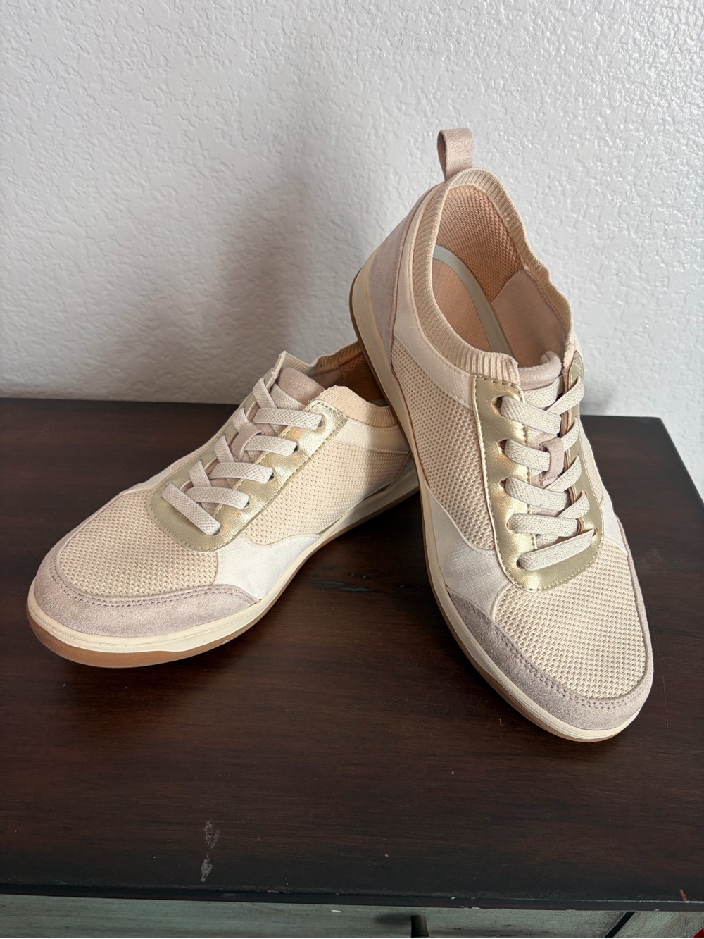 Life Stride Air Step Women's Neutral Beige Casual Sneakers